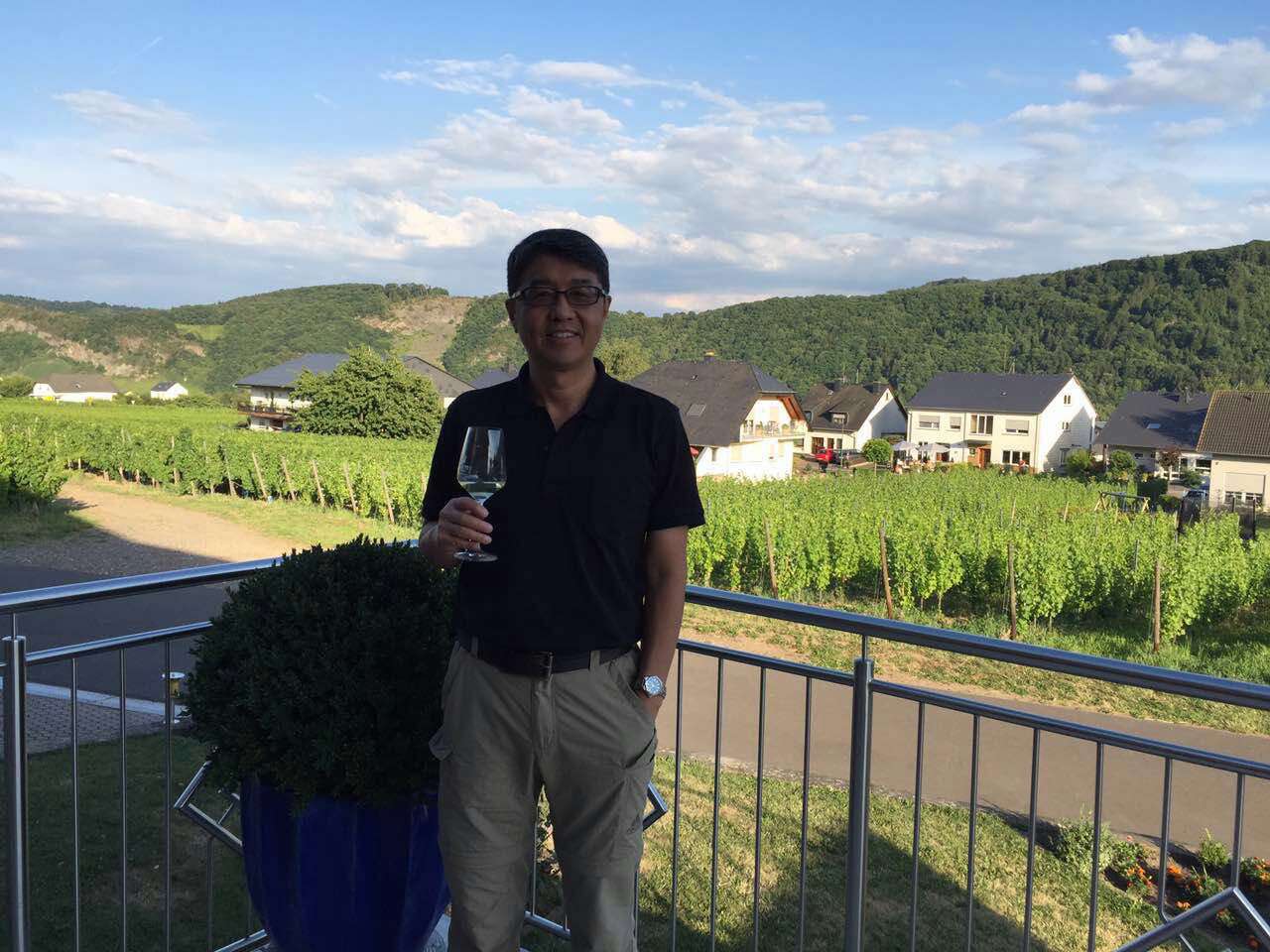 余教授德國鄉村行：雷司令葡萄酒產(chǎn)業(yè)對中國水果產(chǎn)業(yè)有啟示嗎？